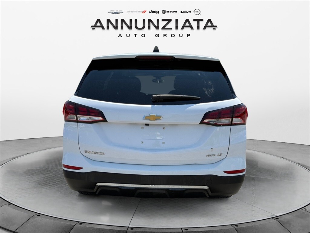 2022 Chevrolet Equinox photo 4