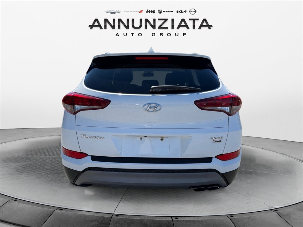 2018 Hyundai Tucson Sport photo 4