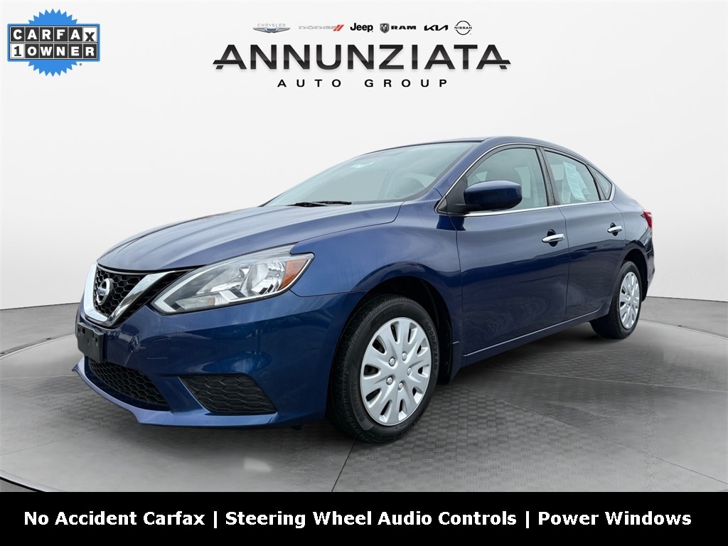 2017 Nissan Sentra S's photo