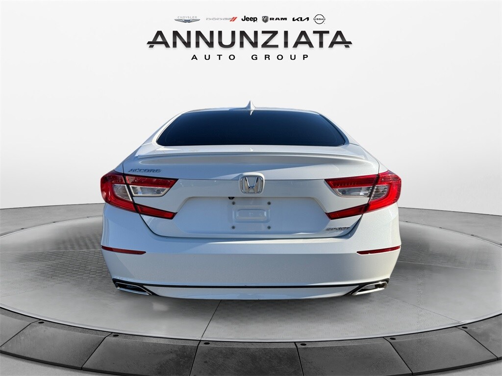 2018 Honda Accord Sport photo 4