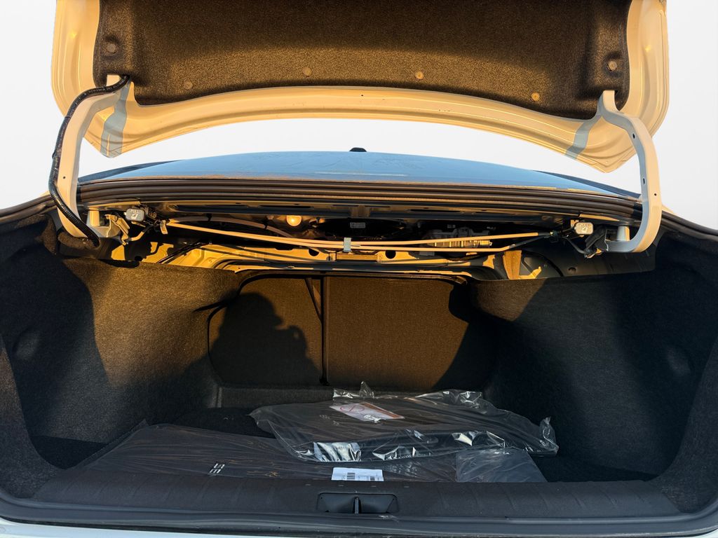 2026 Nissan Sentra SR - Photo 18