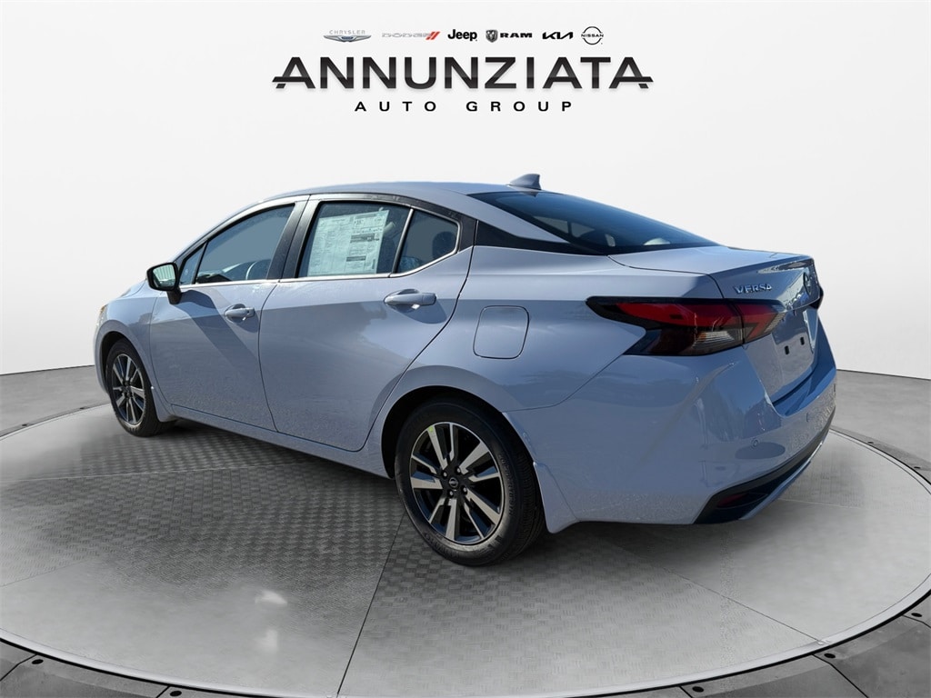 New 2025 Nissan Versa 1.6 SV Sedan