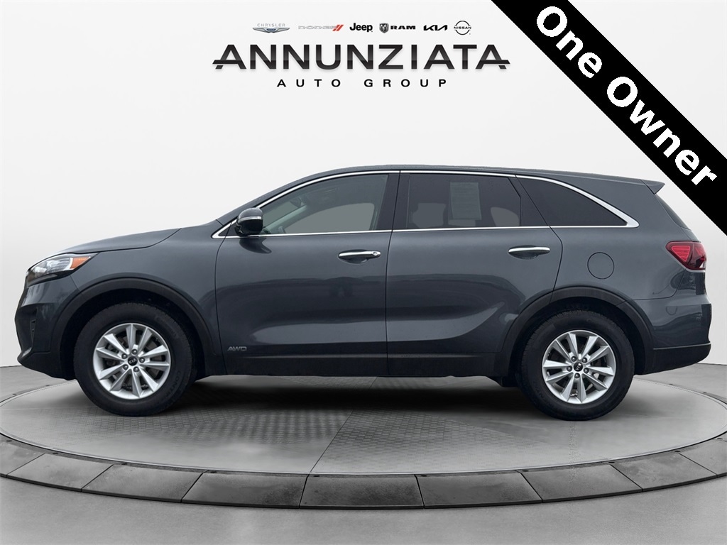 Used 2020 Kia Sorento LX with VIN 5XYPGDA35LG667218 for sale in New Hampton, NY