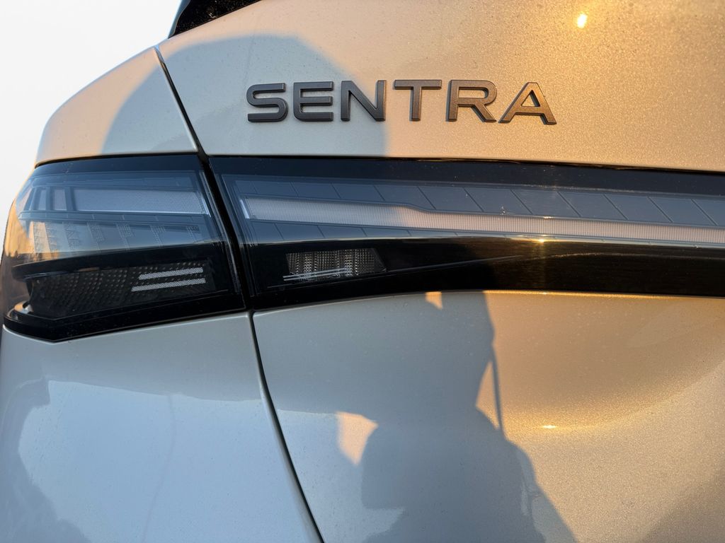 2026 Nissan Sentra SR - Photo 21