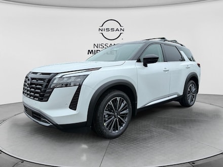 2026 Nissan Pathfinder Platinum SUV