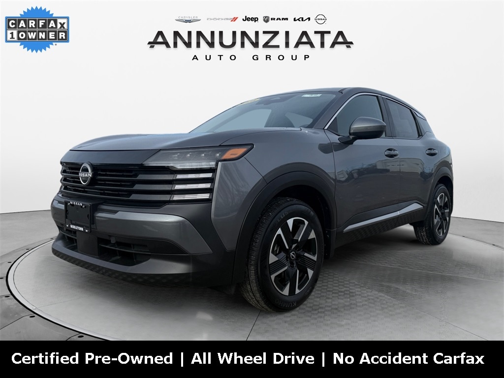 2025 Nissan Kicks SV AWD's photo