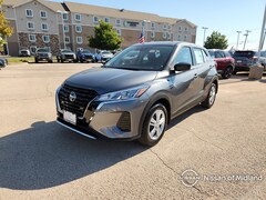2025 Nissan Kicks Play S Front-Wheel Drive 2025 Nissan Kicks Play S Front-Wheel Drive
