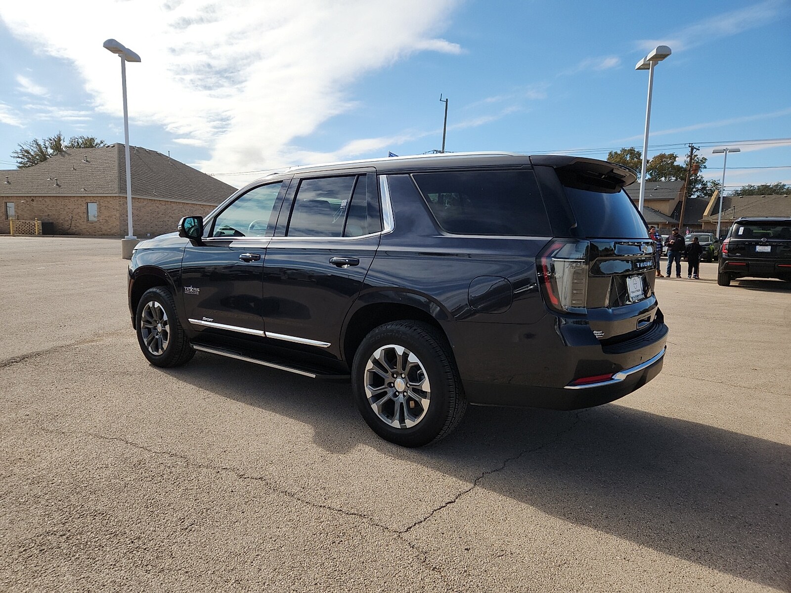 2025 Chevrolet Tahoe LT photo 2