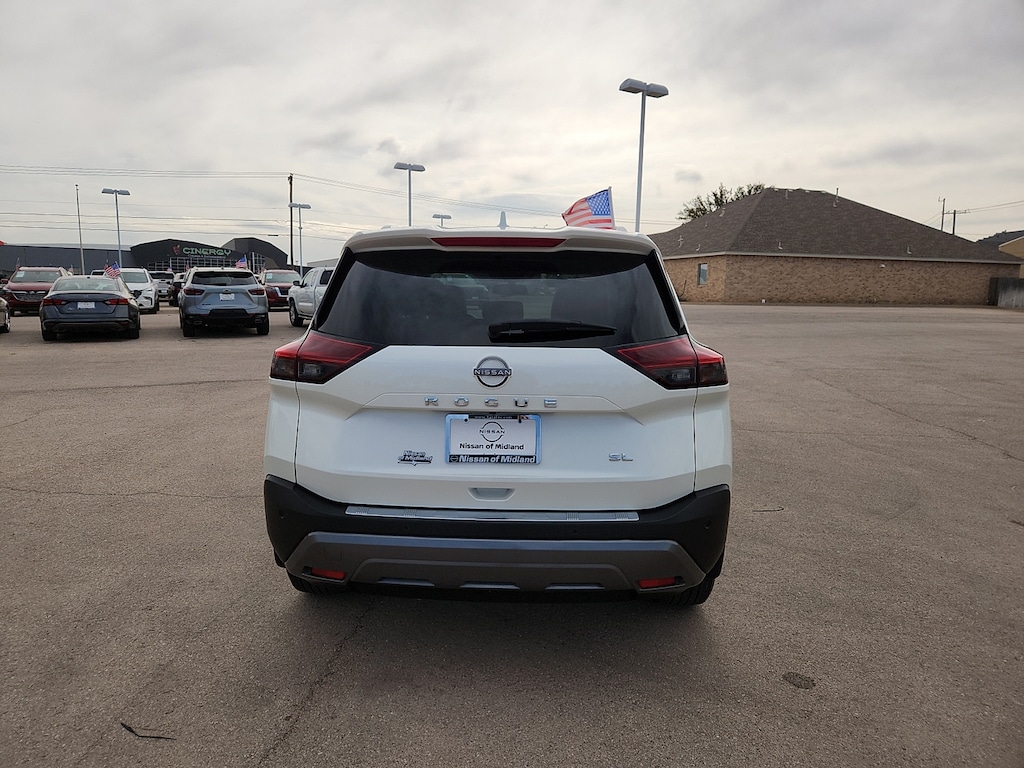 Used 2023 Nissan Rogue SL