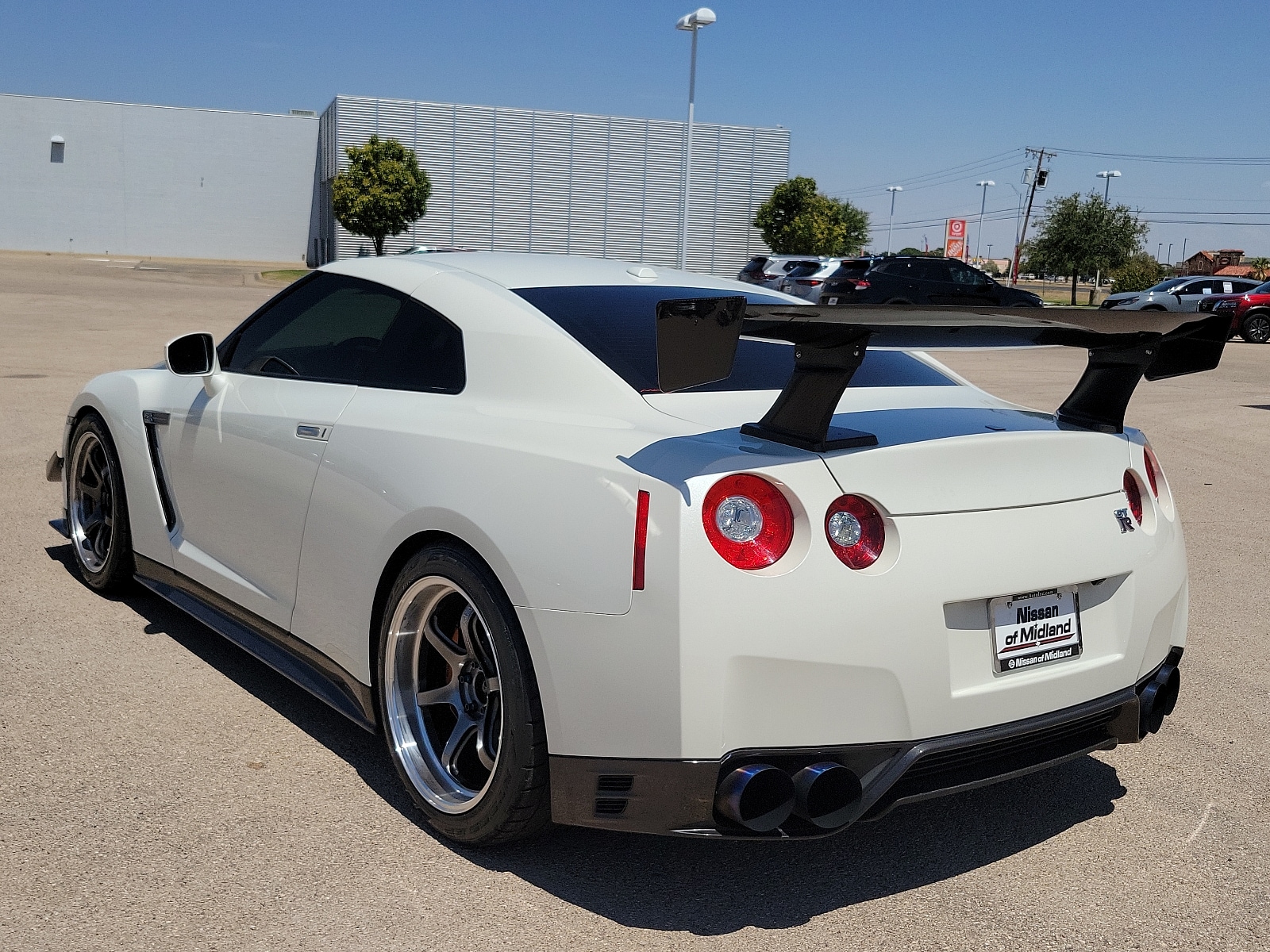 Used 2014 Nissan GT-R Black Edition with VIN JN1AR5EF3EM271321 for sale in Midland, TX