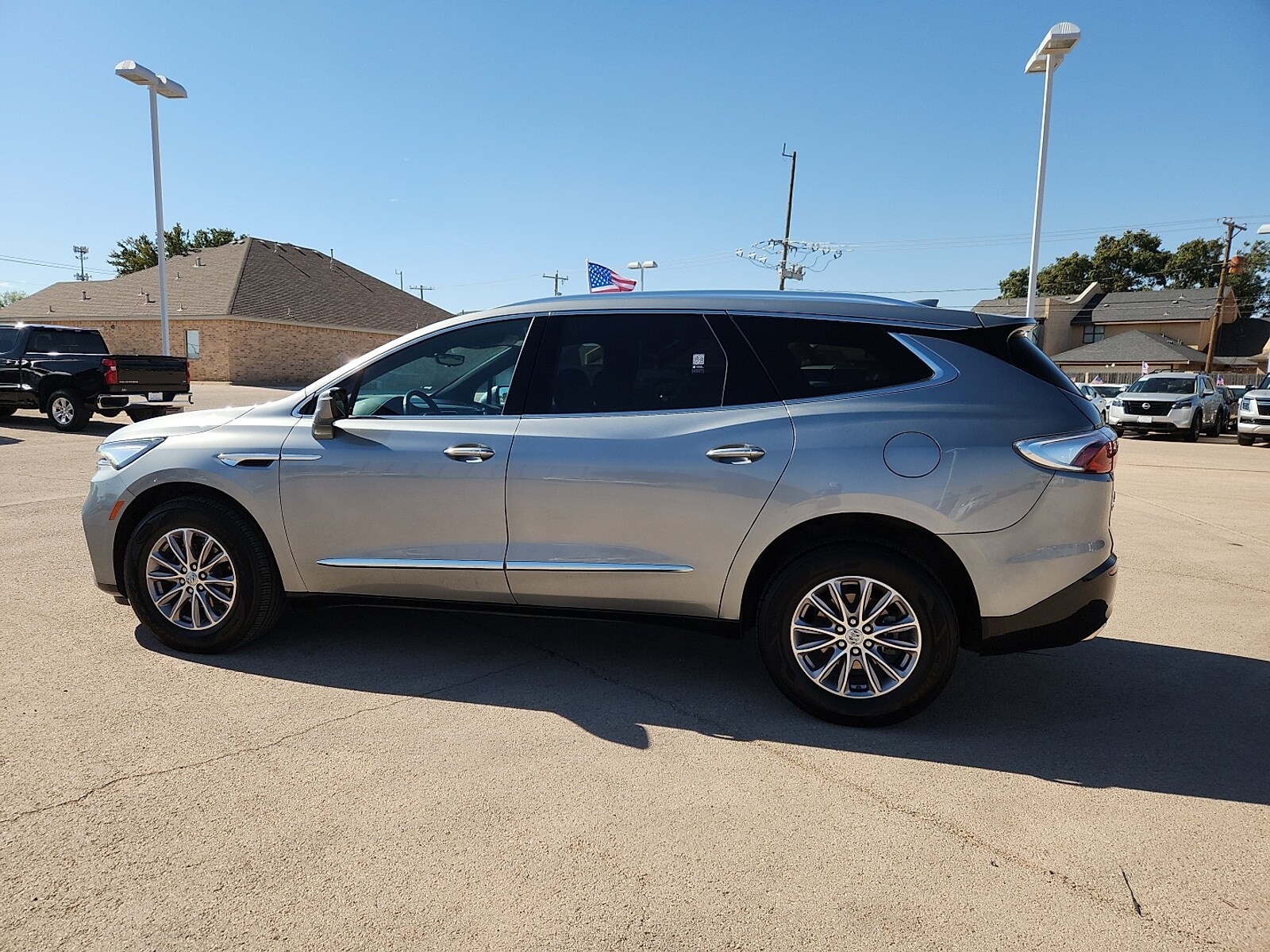 2024 Buick Enclave Premium photo 2