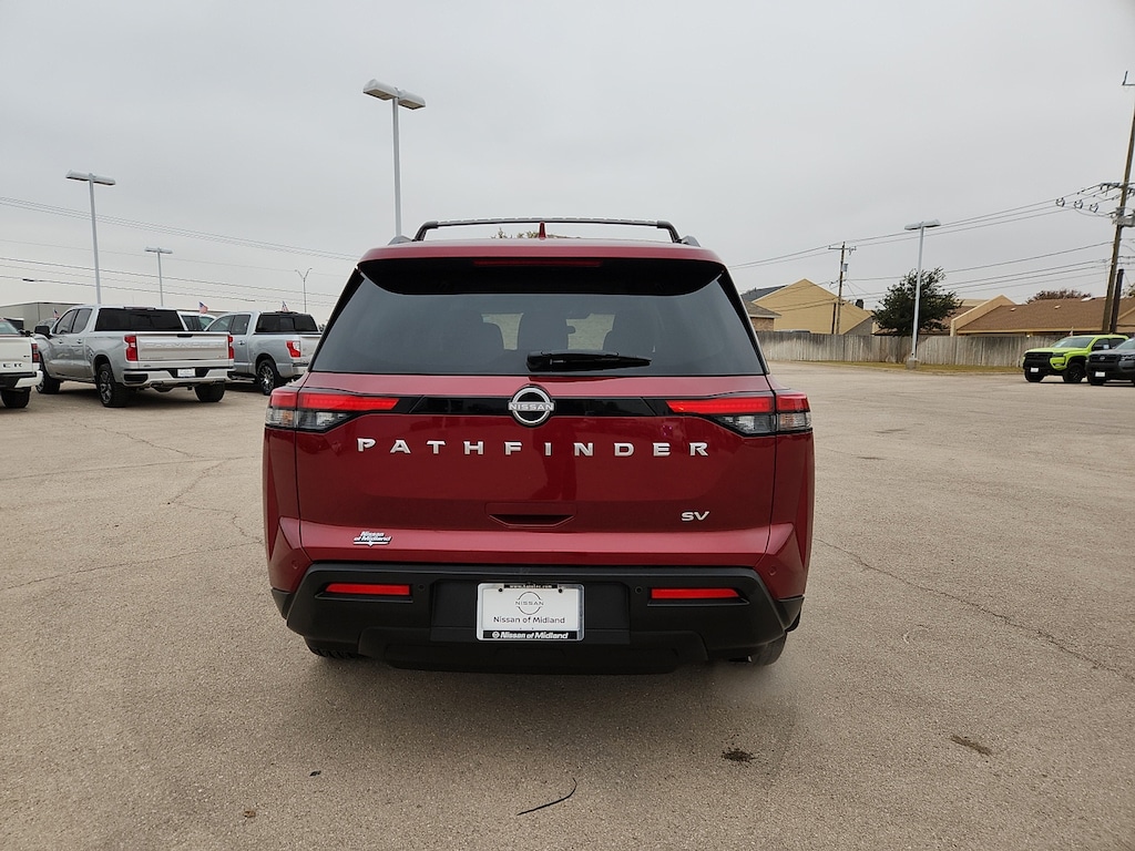 Used 2024 Nissan Pathfinder SV (A9) Front-Wheel Drive