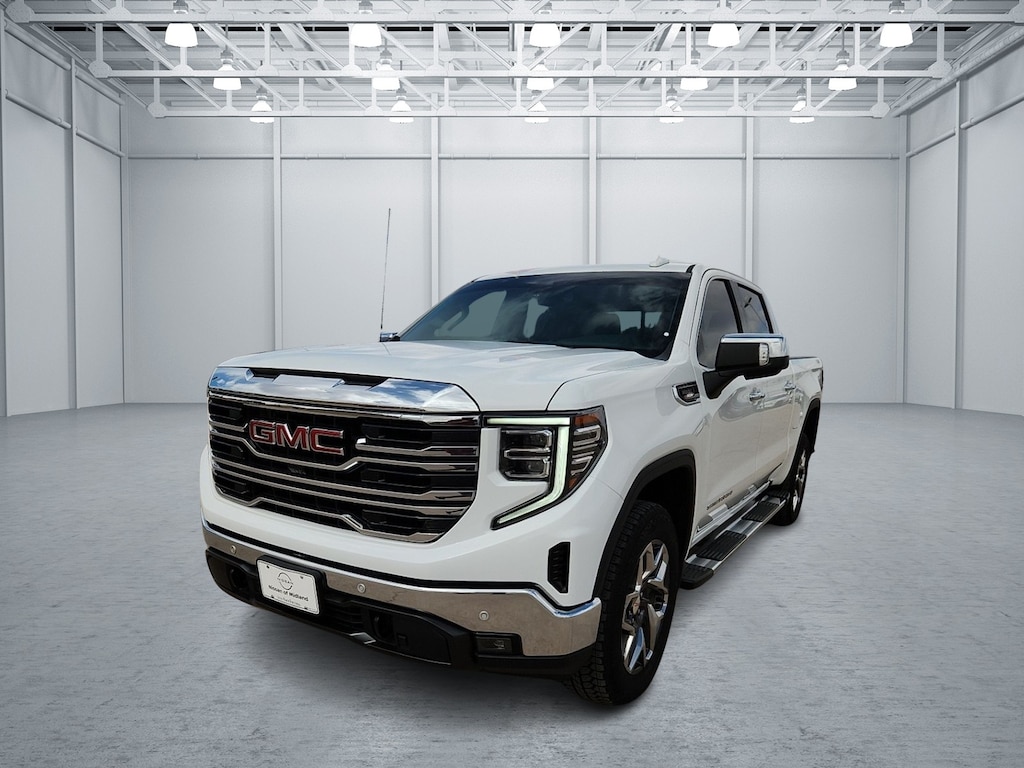 Used 2024 GMC Sierra 1500 SLT 4x4 Crew Cab 5.75 ft. box 147.4 in. WB