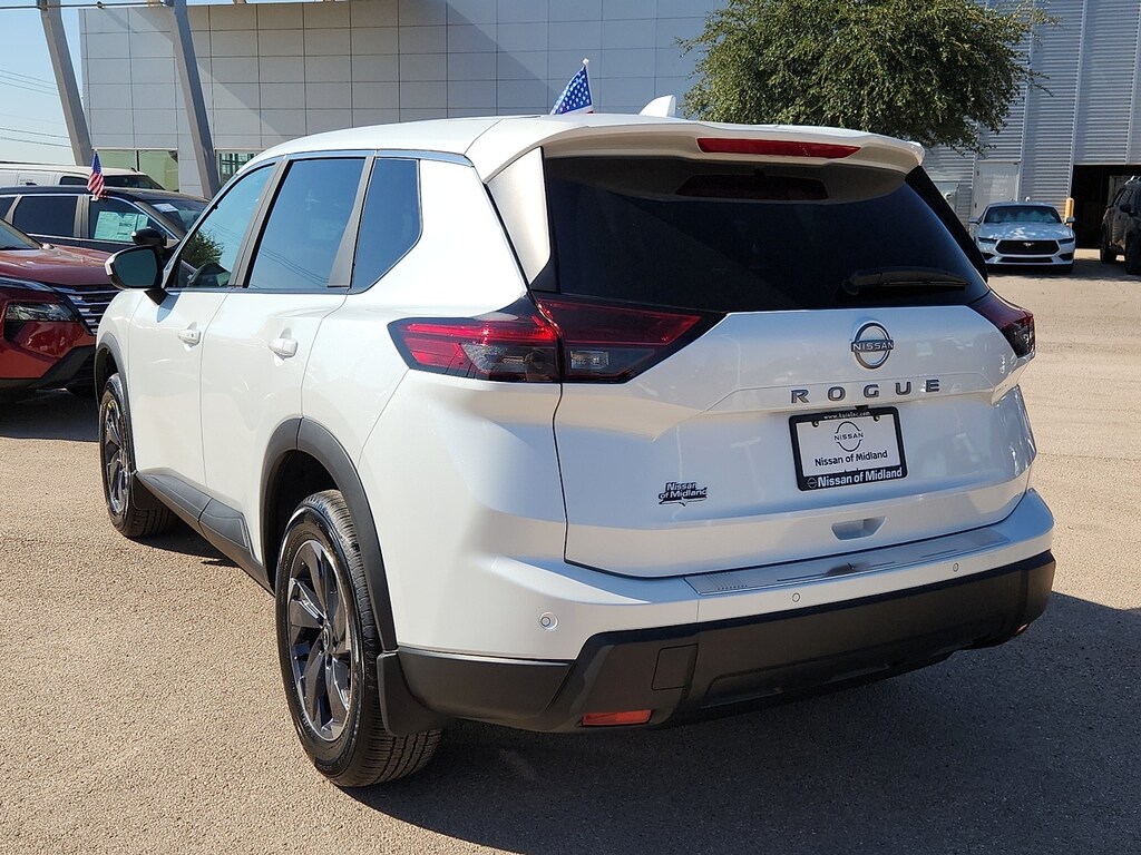 New 2026 Nissan Rogue SV Front-Wheel Drive