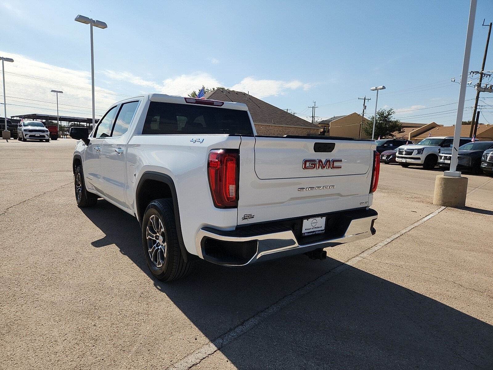 2024 Gmc Sierra 1500 SLT photo 2