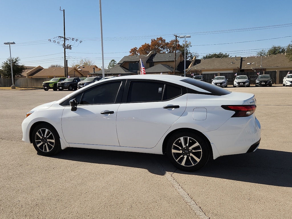 Used 2024 Nissan Versa 1.6 S
