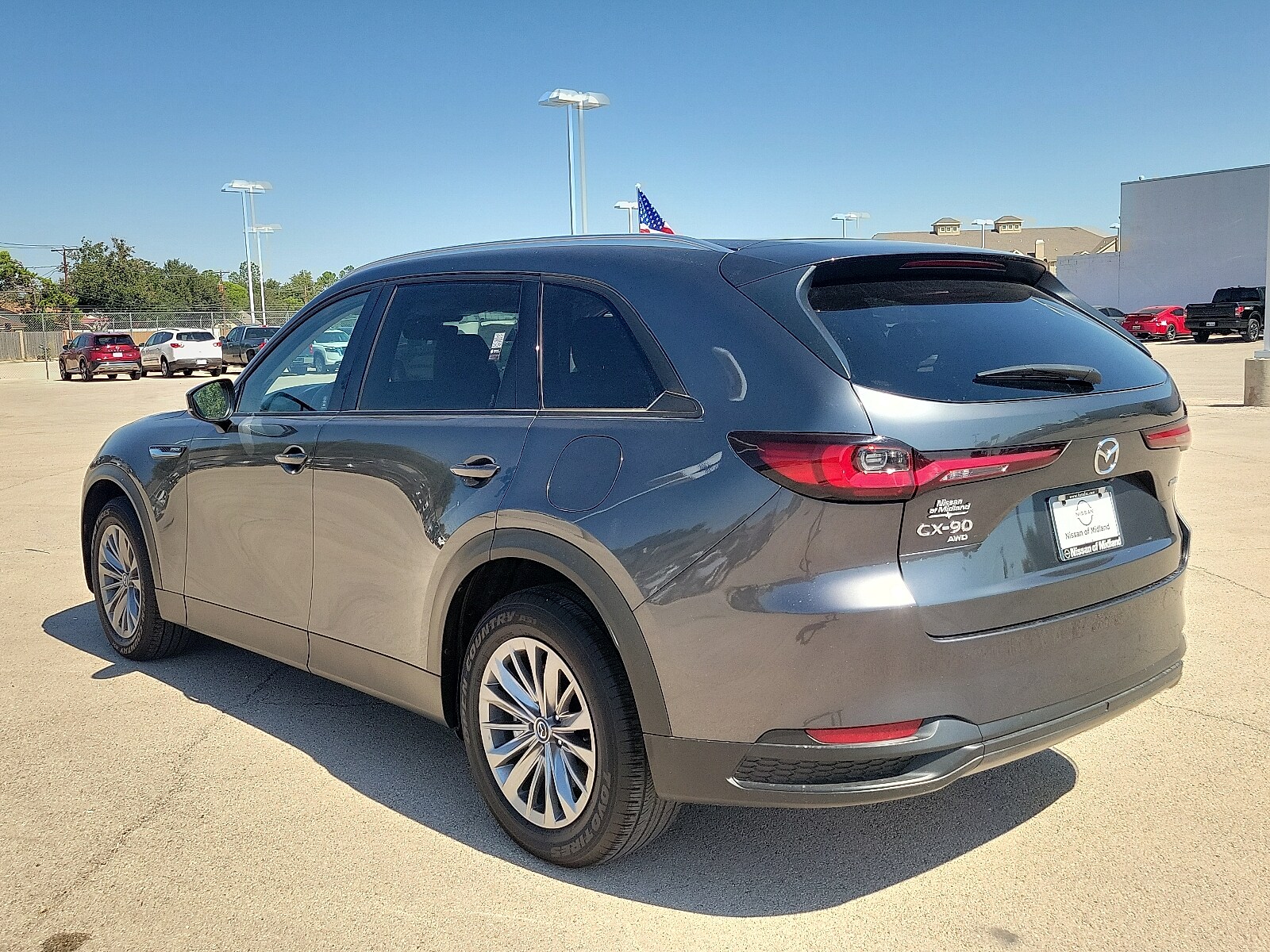 2024 Mazda CX-90 Plug-in Hybrid Preferred S photo 3