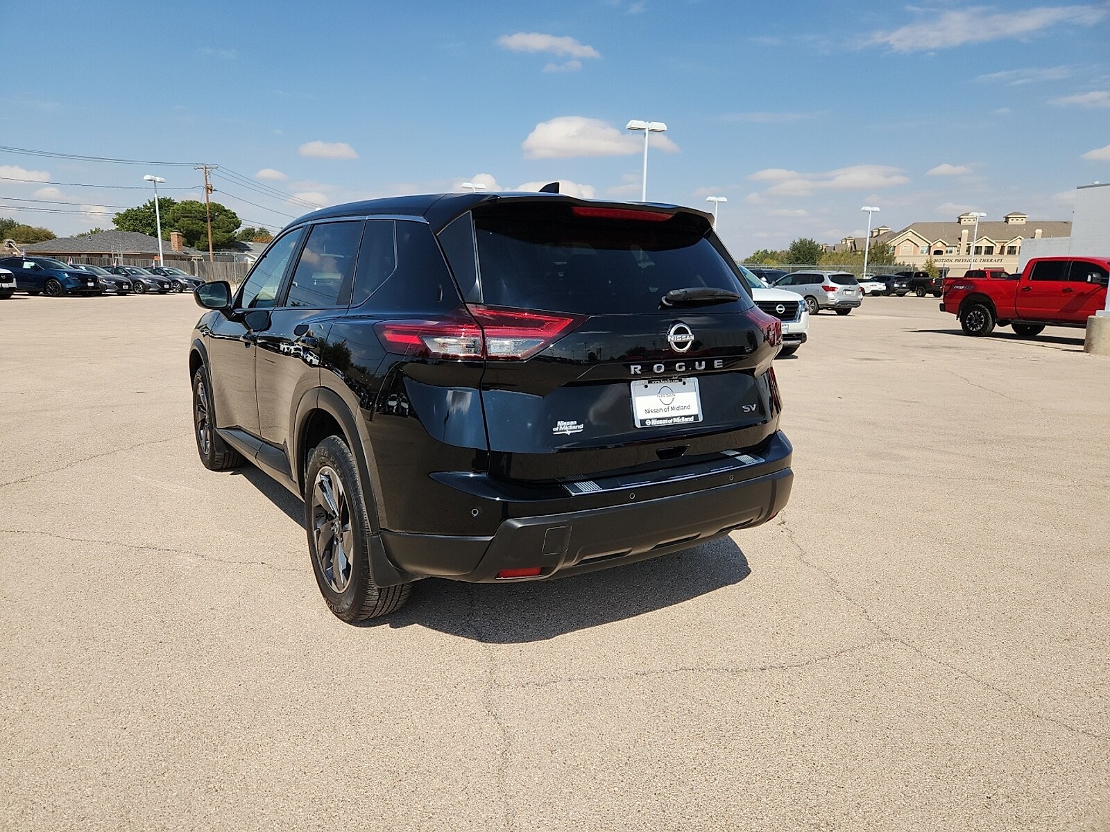 2024 Nissan Rogue SV photo 3