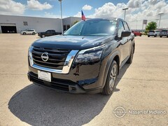 2025 Nissan Pathfinder S 4x4