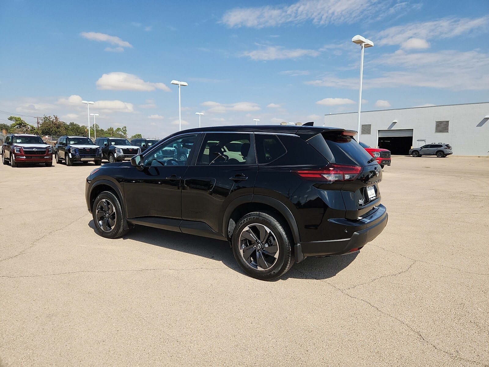 2024 Nissan Rogue SV photo 2