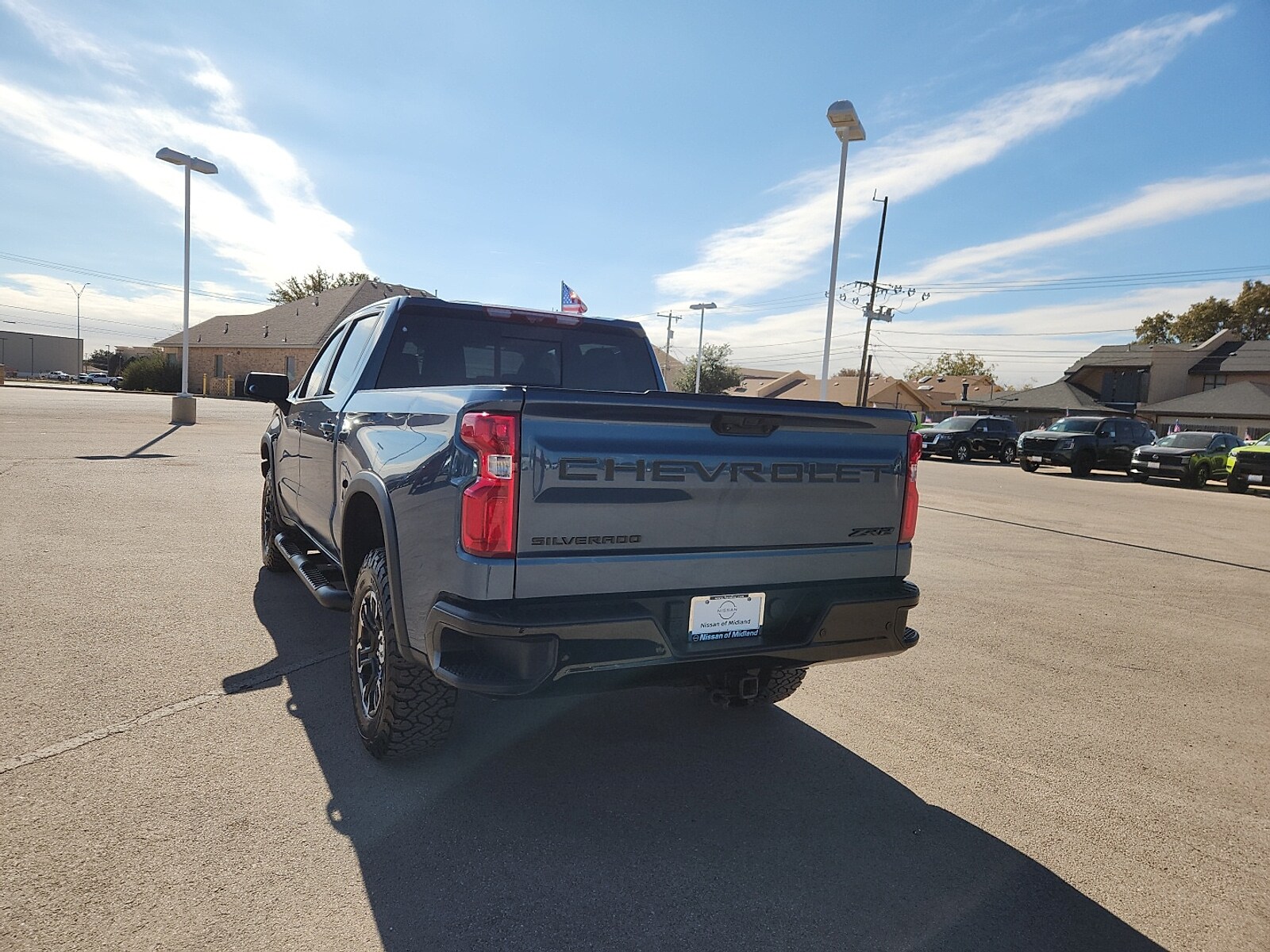 2024 Chevrolet Silverado 1500 ZR2 photo 2