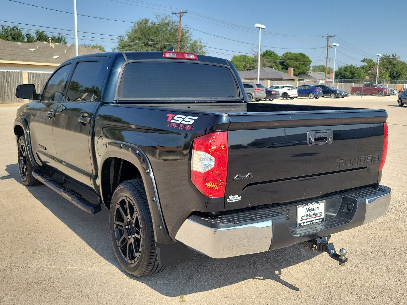 Used 2020 Toyota Tundra SR5 with VIN 5TFDY5F11LX875722 for sale in Midland, TX