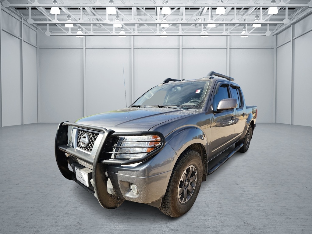 Used 2021 Nissan Frontier PRO-4X (A9) 4x4 Crew Cab 5 ft. box 125.9 in. WB