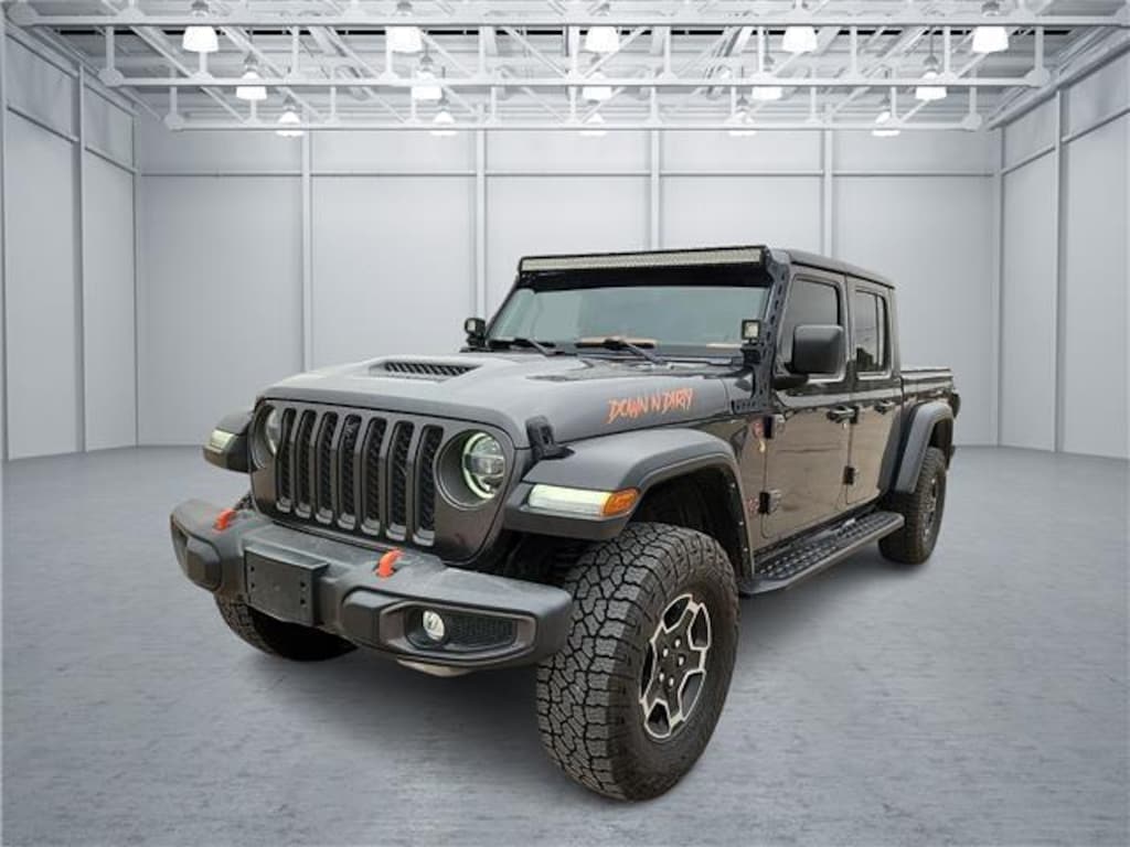 Used 2021 Jeep Gladiator Mojave 4x4 Crew Cab 5 ft. box Crew Cab