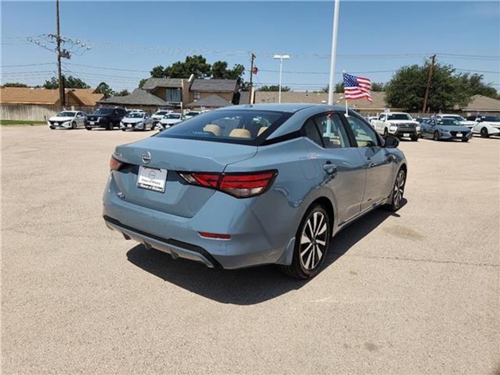 New 2025 Nissan Sentra SV