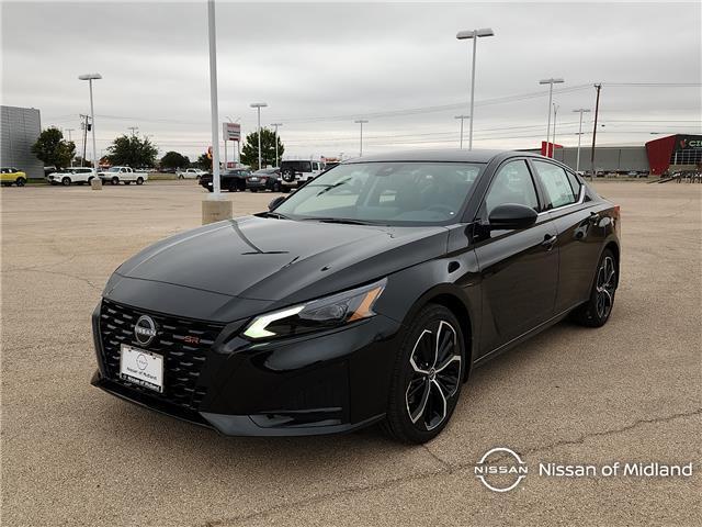 2026 Nissan Altima SR Front-Wheel Drive Sedan Sedan