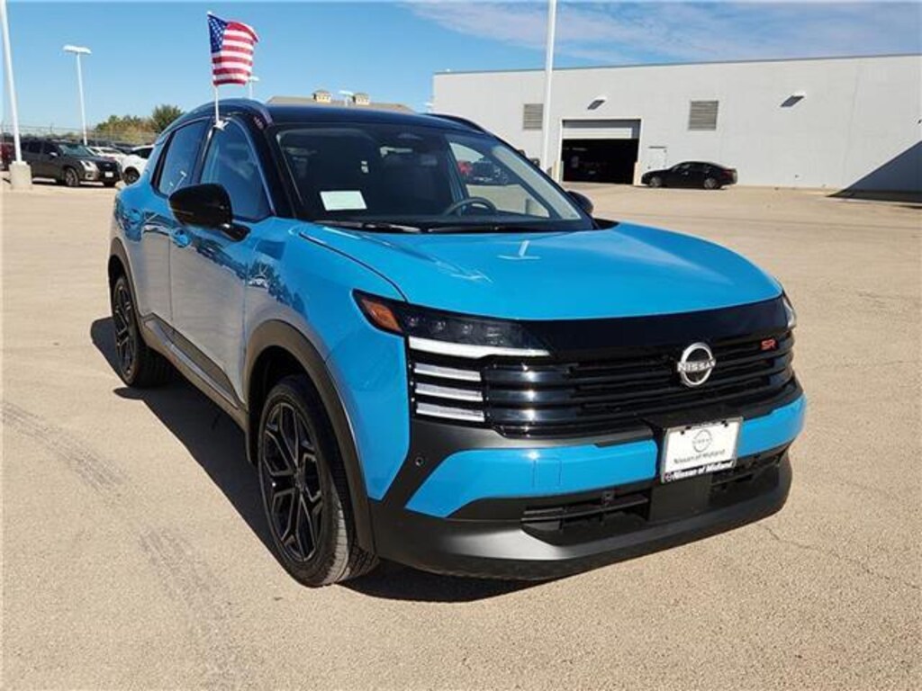 New 2026 Nissan Kicks SR Front-Wheel Drive