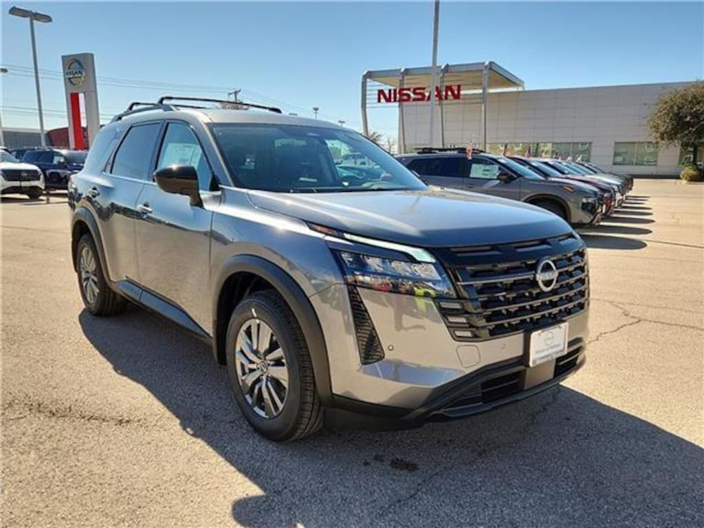 New 2026 Nissan Pathfinder SV Front-Wheel Drive