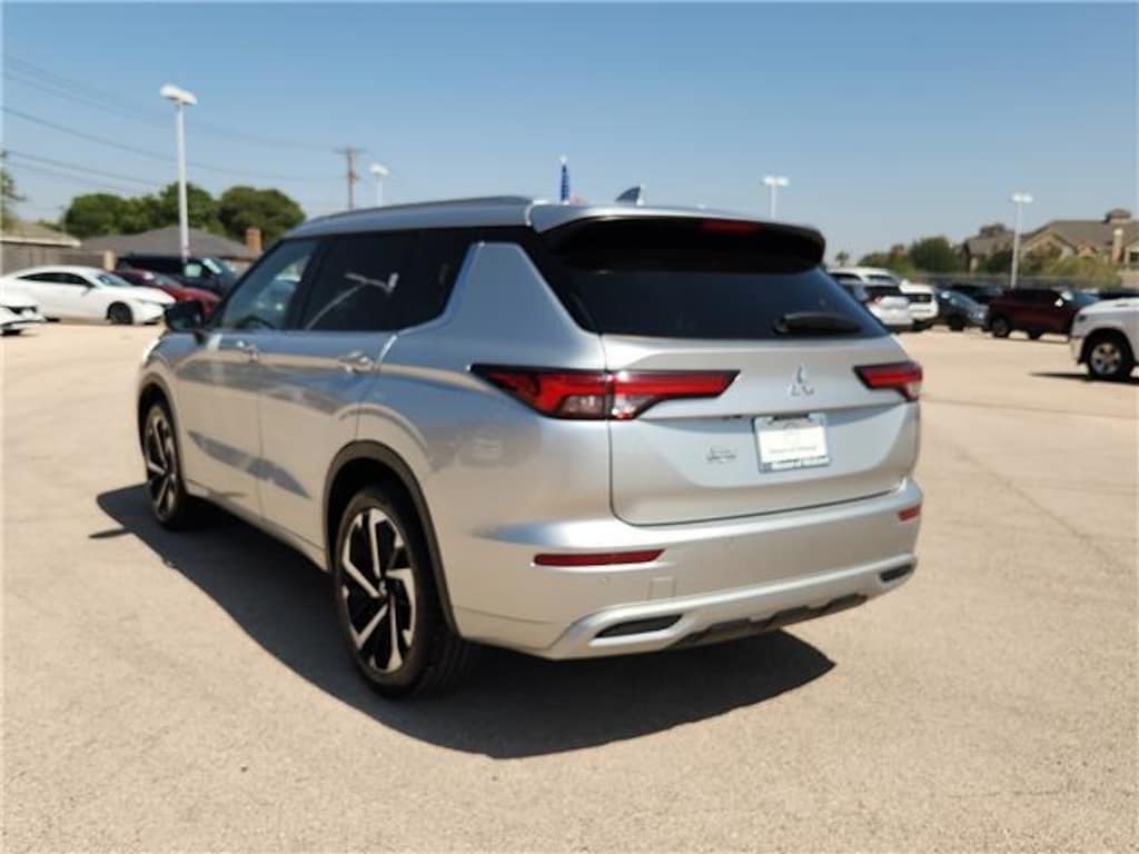Used 2022 Mitsubishi Outlander SEL SUV