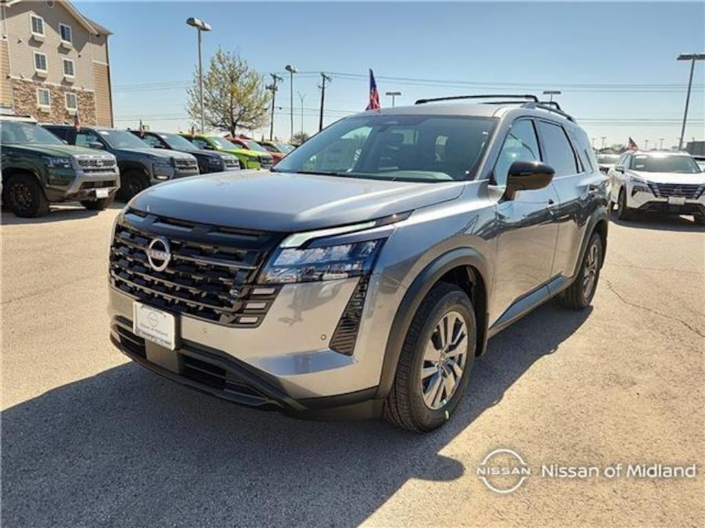 New 2026 Nissan Pathfinder SV Front-Wheel Drive