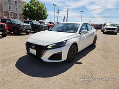 2026 Nissan Altima SV Front-Wheel Drive Sedan