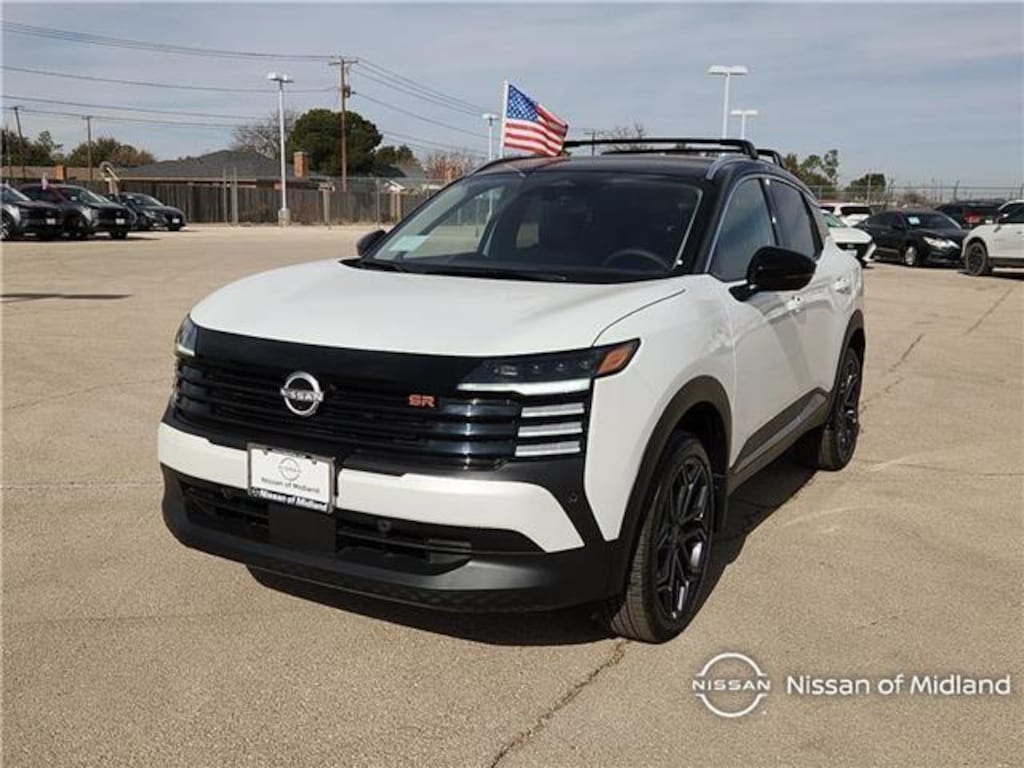 New 2026 Nissan Kicks SR Front-Wheel Drive