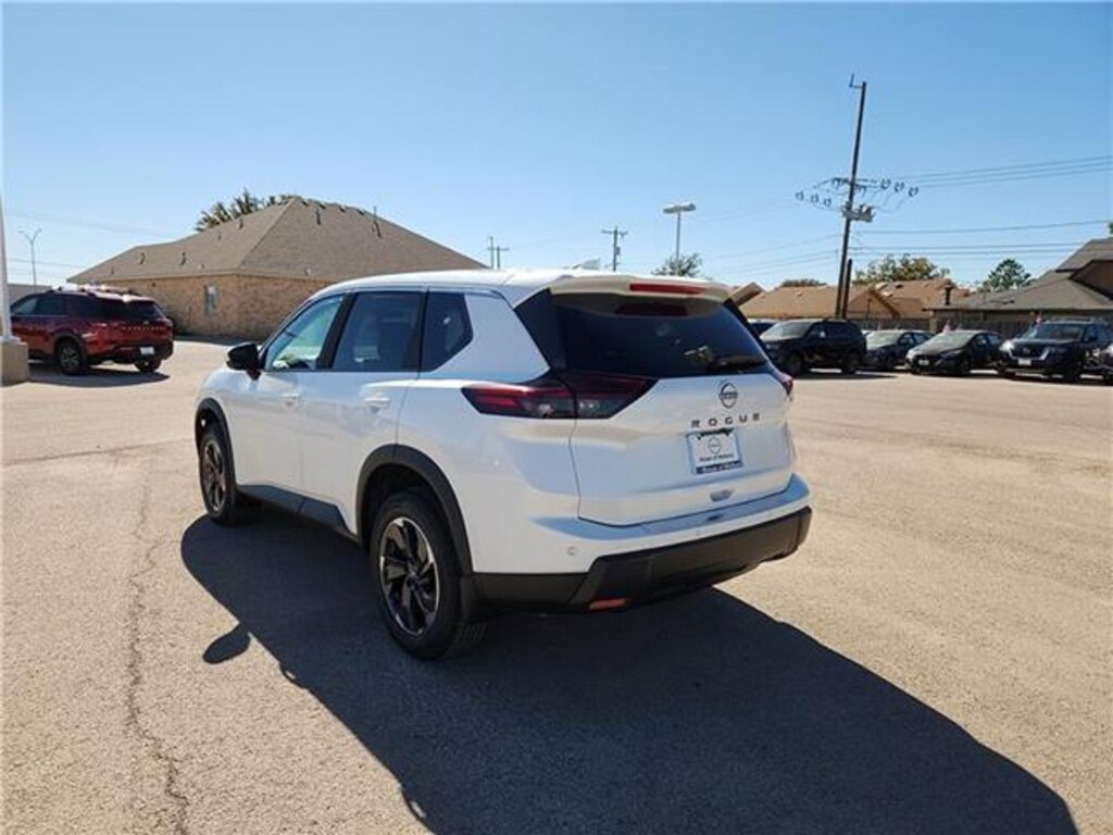New 2026 Nissan Rogue SV Front-Wheel Drive
