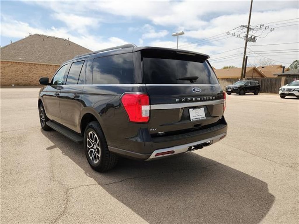 Used 2024 Ford Expedition Max XLT 4x2 SUV