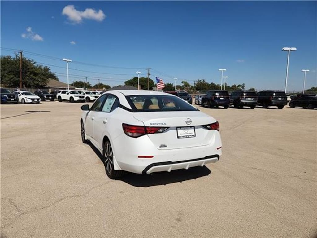 New 2025 Nissan Sentra SV
