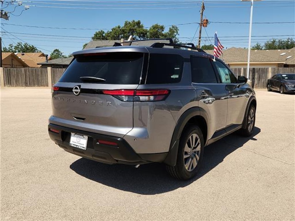 New 2026 Nissan Pathfinder SV Front-Wheel Drive SUV