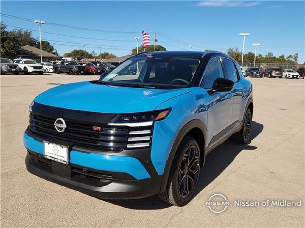 New 2026 Nissan Kicks SR Front-Wheel Drive