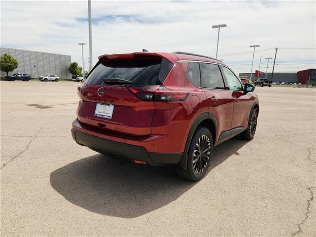 New 2026 Nissan Rogue Dark Armor Front-Wheel Drive 2026.5