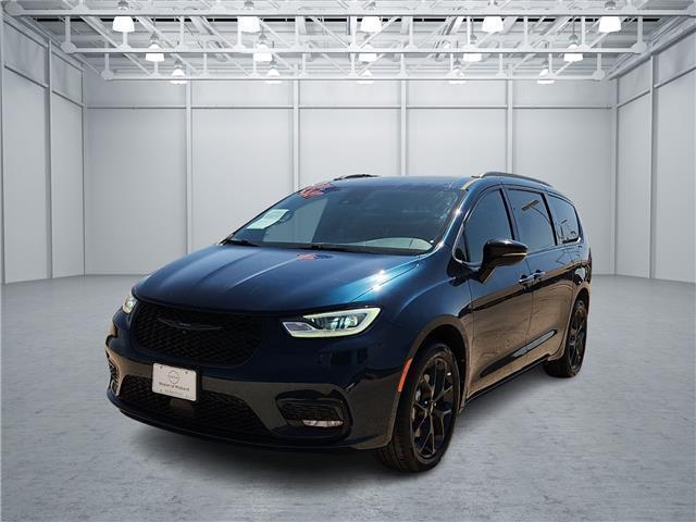 2023 Chrysler Pacifica Mini-Van 