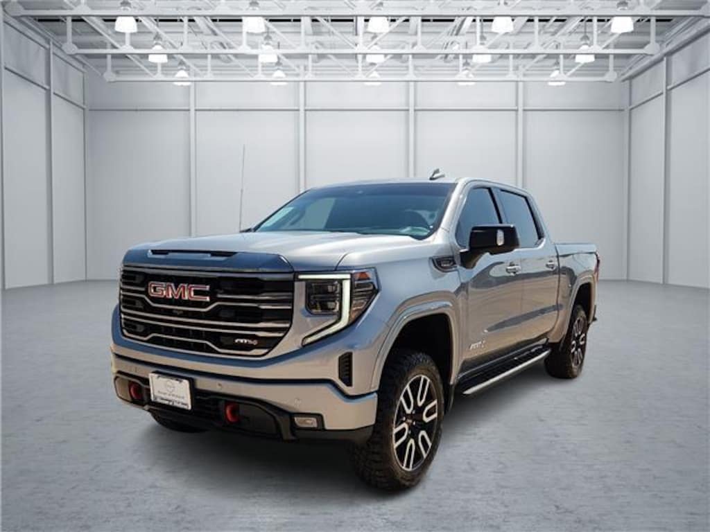 Used 2023 GMC Sierra 1500 AT4 4x4 Crew Cab 5.75 ft. box 147.4 in. WB Crew Cab