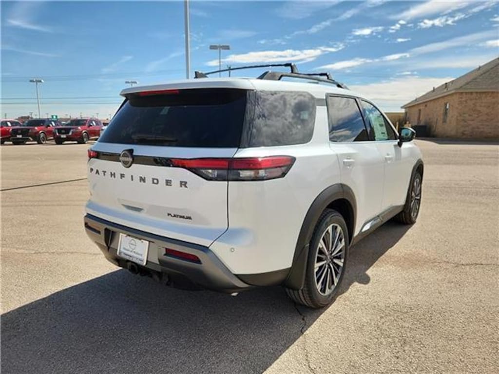 New 2026 Nissan Pathfinder Platinum Front-Wheel Drive