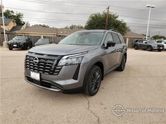 2026 Nissan Pathfinder SL Front-Wheel Drive SUV