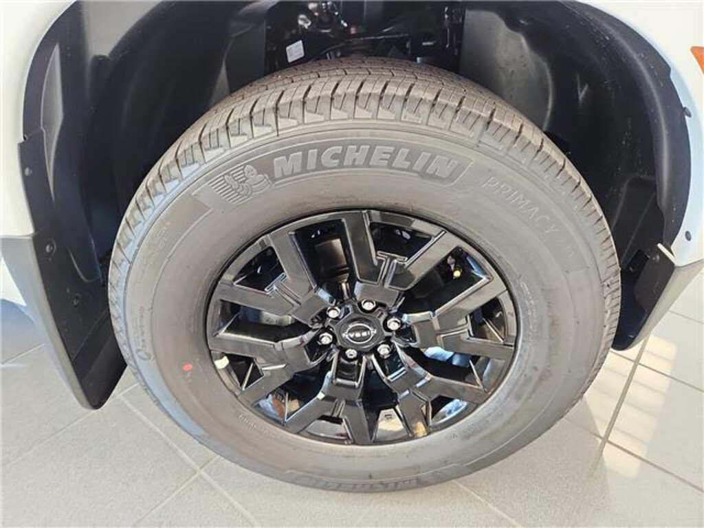New 2026 Nissan Frontier SV 4x2 Crew Cab 5 ft. box 126 in. WB Crew Cab