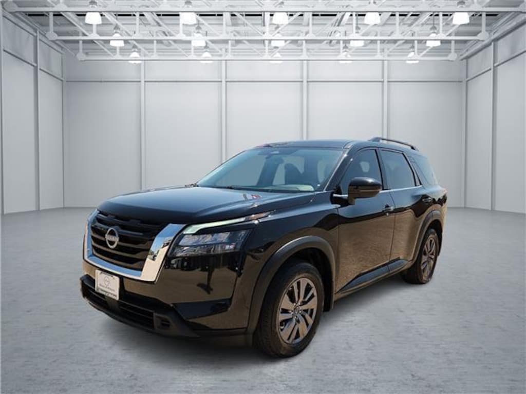 Used 2024 Nissan Pathfinder SV (A9) Front-Wheel Drive SUV
