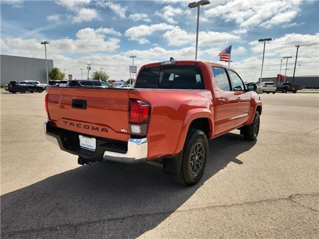 Used 2018 Toyota Tacoma SR5 V6 4x2 Double Cab 127.4 in. WB Double Cab