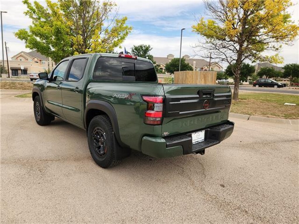 New 2026 Nissan Frontier PRO-X 4x2 Crew Cab 5 ft. box 126 in. WB